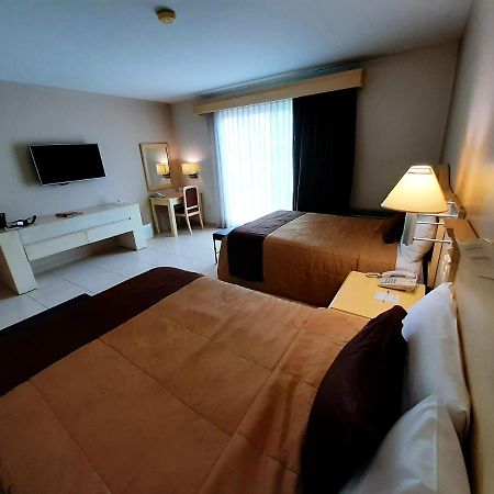 Hotel Real De Minas Bajio León Zewnętrze zdjęcie